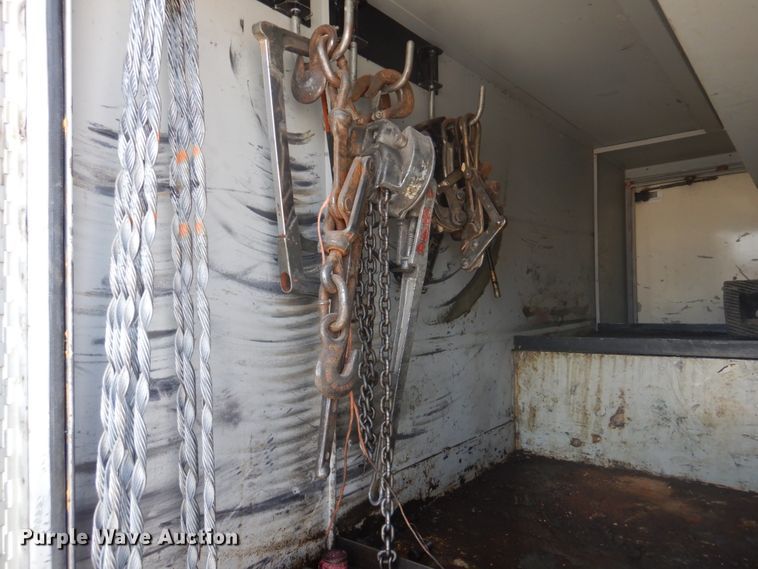 image for item DM7258 1996 Ford F800  dump flatbed truck