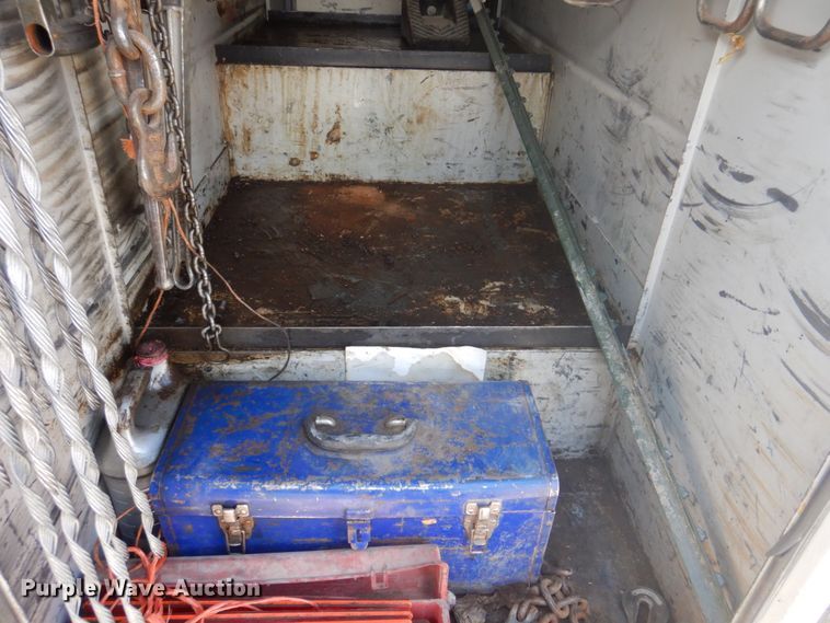 image for item DM7258 1996 Ford F800  dump flatbed truck