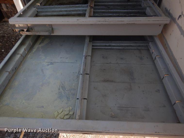 image for item DM7258 1996 Ford F800  dump flatbed truck