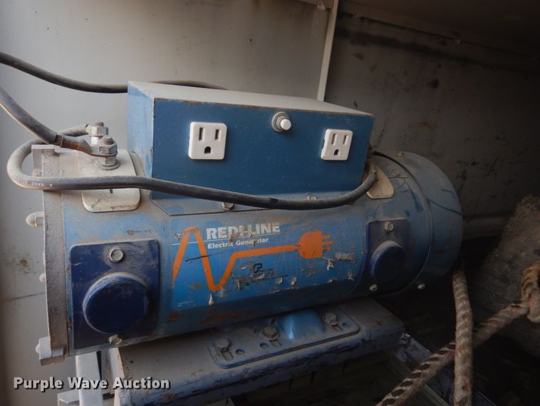 image for item DM7258 1996 Ford F800  dump flatbed truck