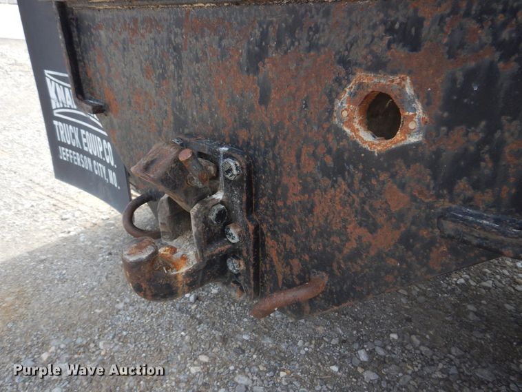 image for item DM7258 1996 Ford F800  dump flatbed truck