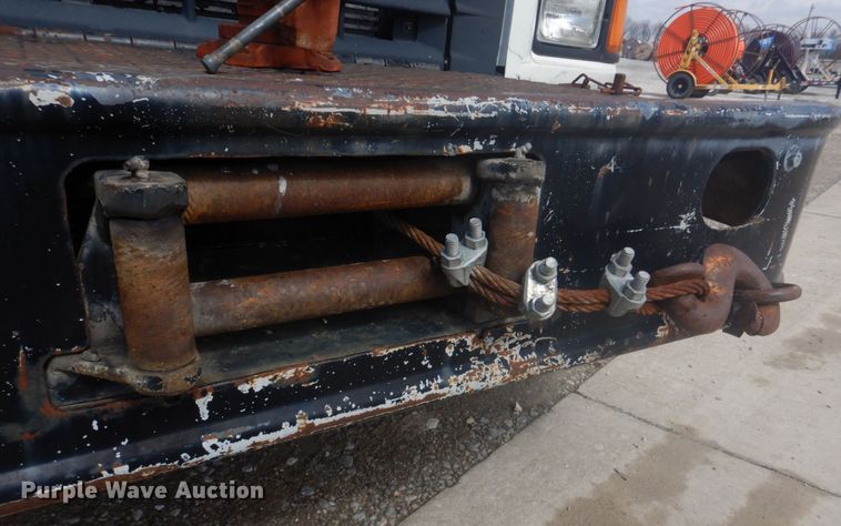 image for item DM7258 1996 Ford F800  dump flatbed truck