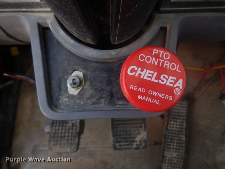 image for item DM7258 1996 Ford F800  dump flatbed truck