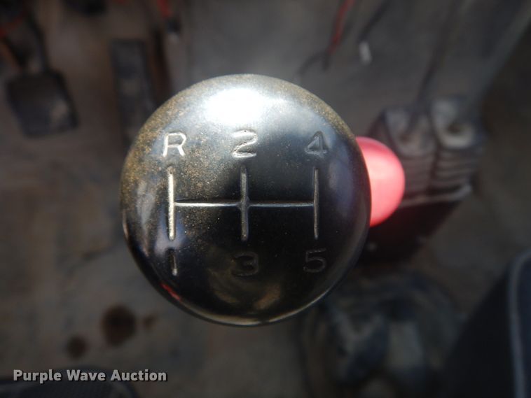 image for item DM7258 1996 Ford F800  dump flatbed truck