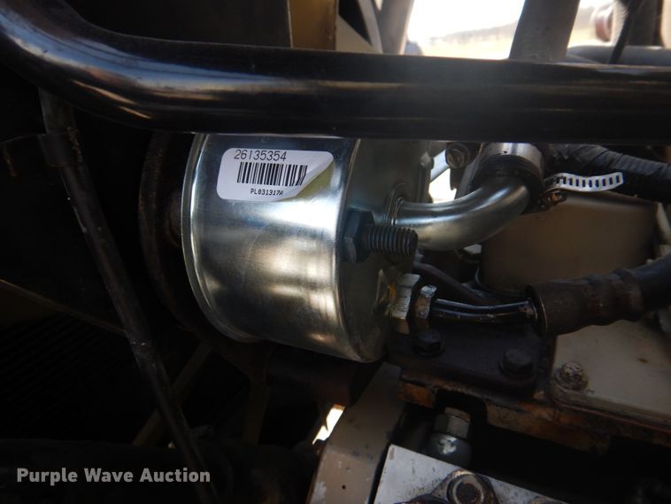 image for item DM7258 1996 Ford F800  dump flatbed truck