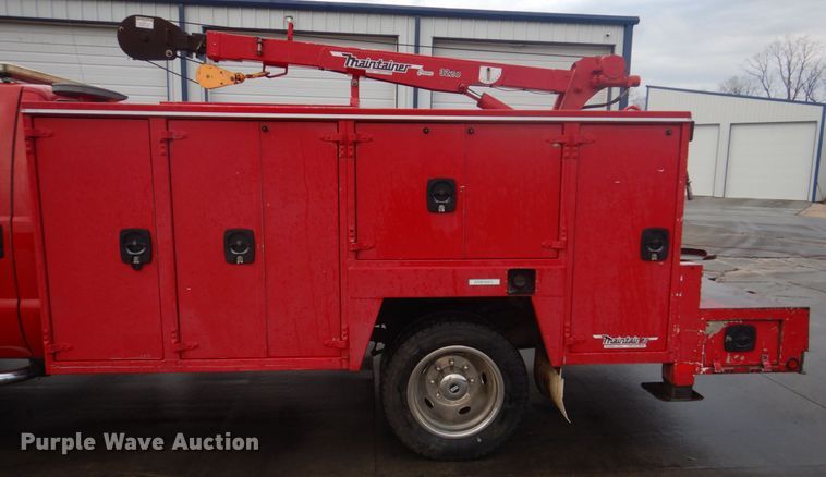 image for item DM7261 2004 Ford F550 Super Duty  utility / service truck