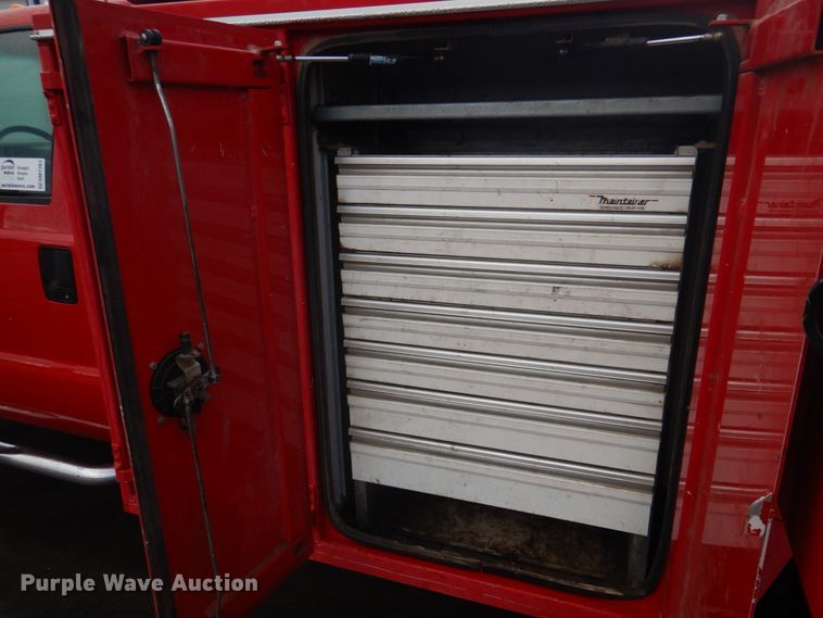 image for item DM7261 2004 Ford F550 Super Duty  utility / service truck