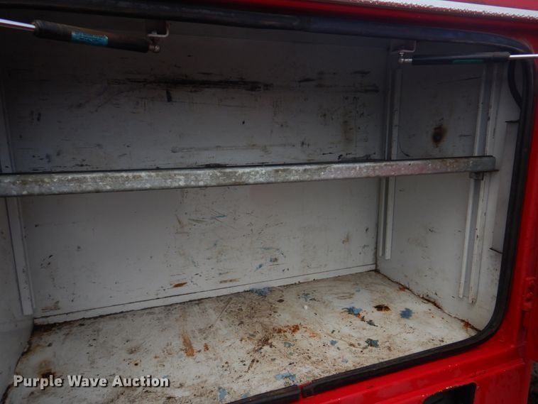 image for item DM7261 2004 Ford F550 Super Duty  utility / service truck