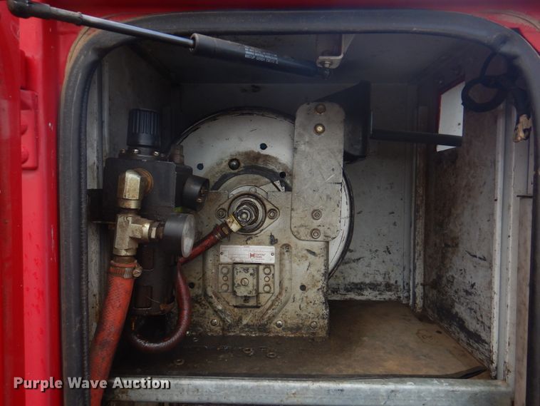 image for item DM7261 2004 Ford F550 Super Duty  utility / service truck