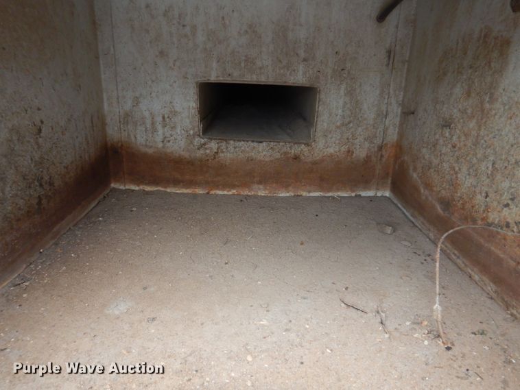 image for item DM7261 2004 Ford F550 Super Duty  utility / service truck