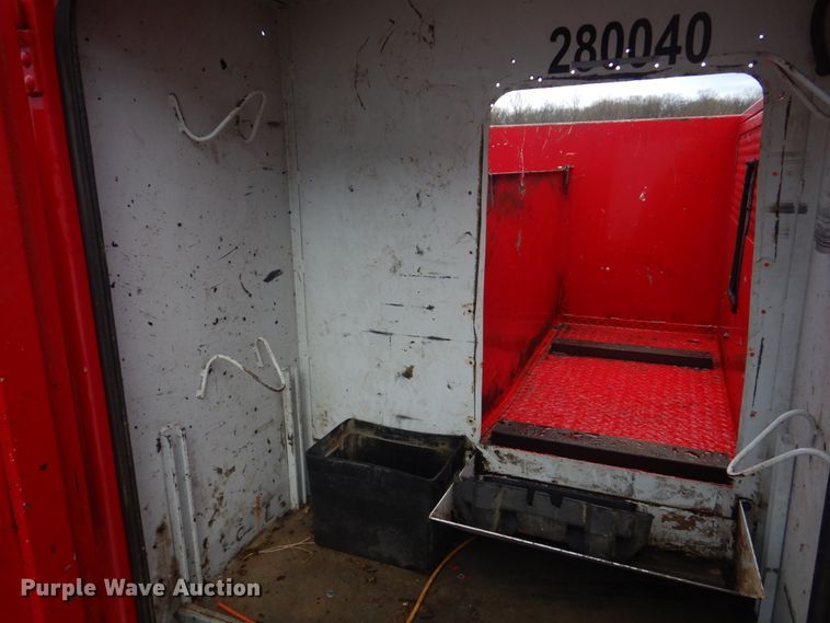 image for item DM7261 2004 Ford F550 Super Duty  utility / service truck