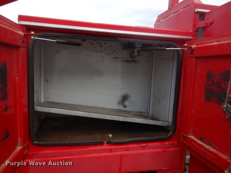 image for item DM7261 2004 Ford F550 Super Duty  utility / service truck