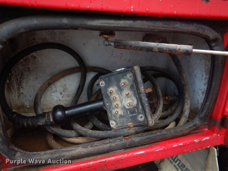 image for item DM7261 2004 Ford F550 Super Duty  utility / service truck