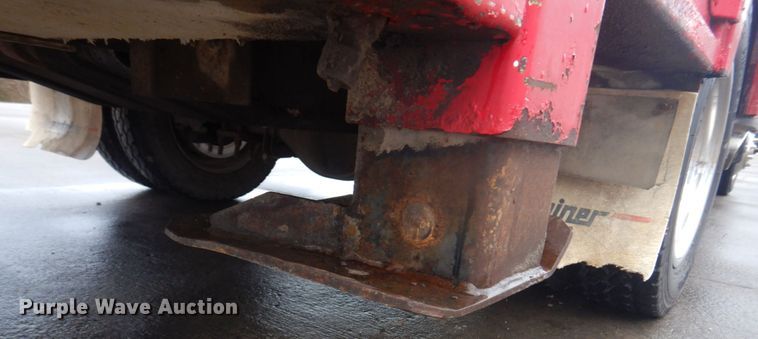 image for item DM7261 2004 Ford F550 Super Duty  utility / service truck