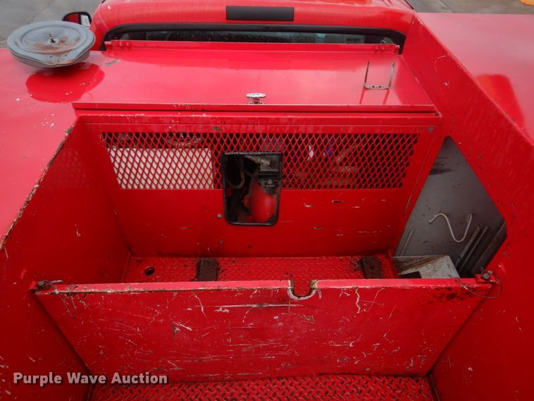 image for item DM7261 2004 Ford F550 Super Duty  utility / service truck