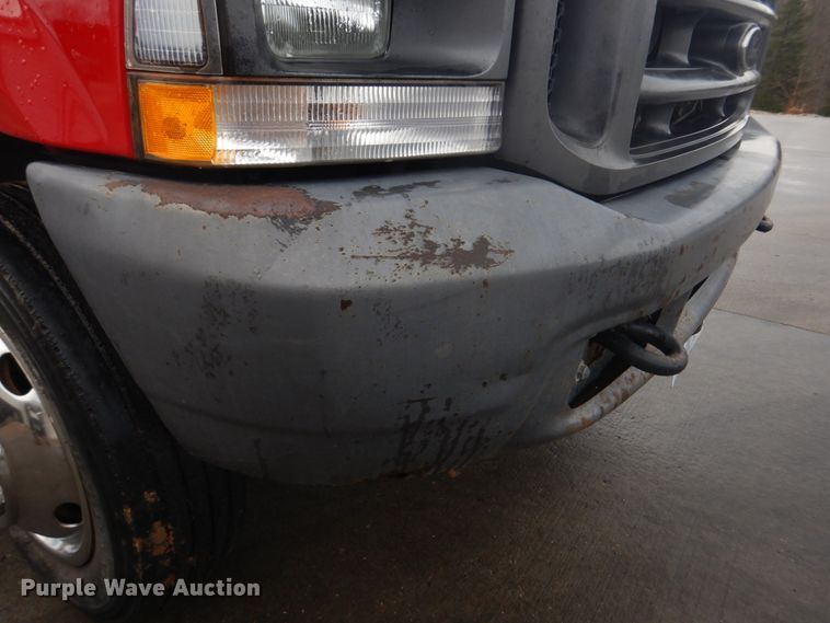 image for item DM7261 2004 Ford F550 Super Duty  utility / service truck