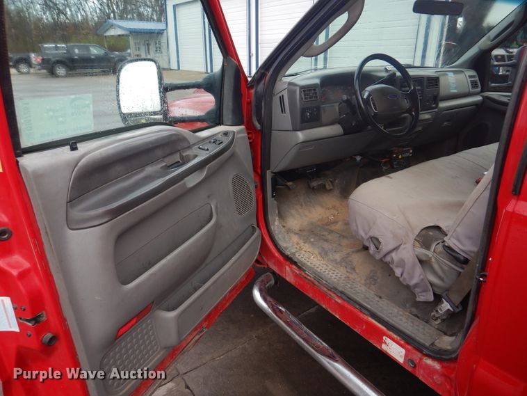 image for item DM7261 2004 Ford F550 Super Duty  utility / service truck