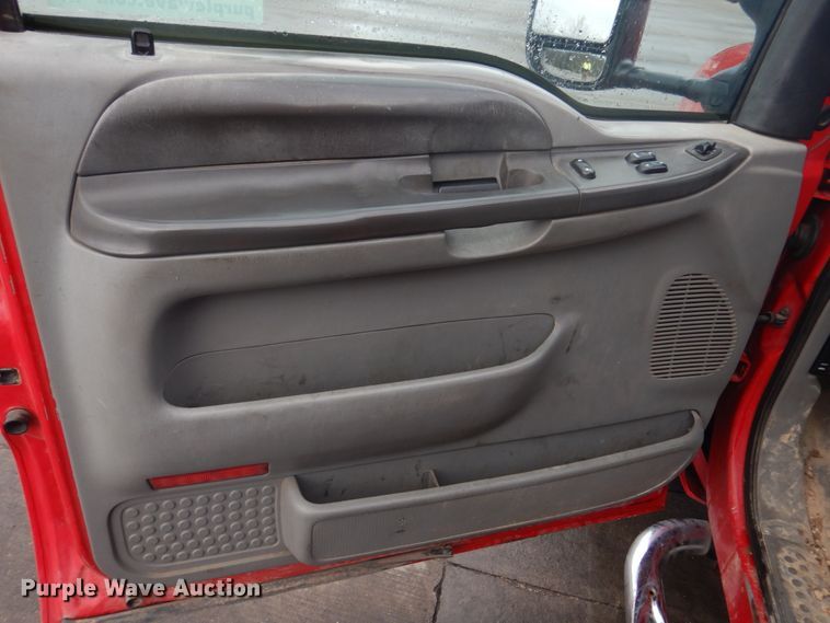 image for item DM7261 2004 Ford F550 Super Duty  utility / service truck