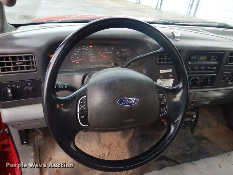 image for item DM7261 2004 Ford F550 Super Duty  utility / service truck