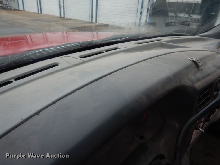 image for item DM7261 2004 Ford F550 Super Duty  utility / service truck