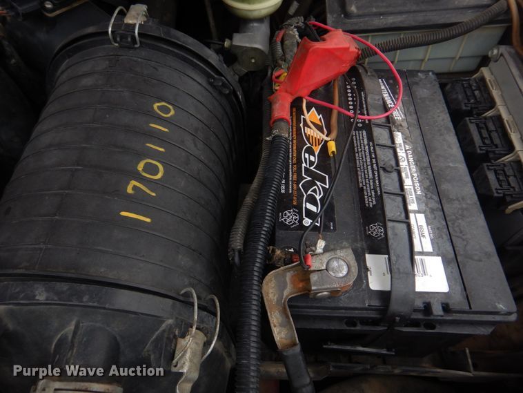 image for item DM7261 2004 Ford F550 Super Duty  utility / service truck