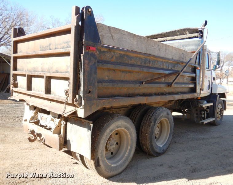 image for item DN1269 1998 Mack CH613  dump truck