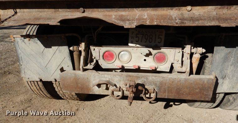 image for item DN1269 1998 Mack CH613  dump truck