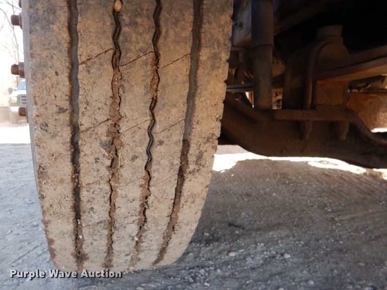 image for item DN1269 1998 Mack CH613  dump truck