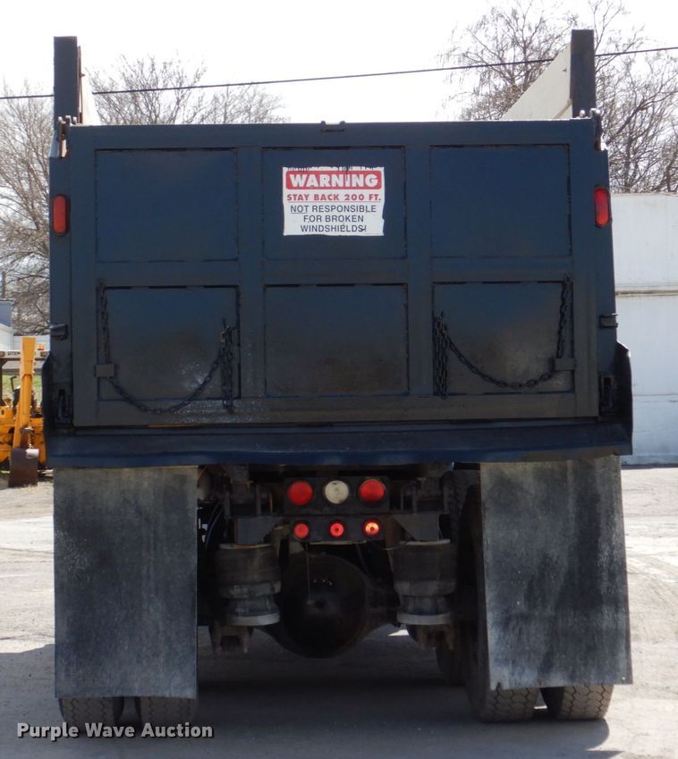 image for item DN7311 1995 Peterbilt 379  dump truck