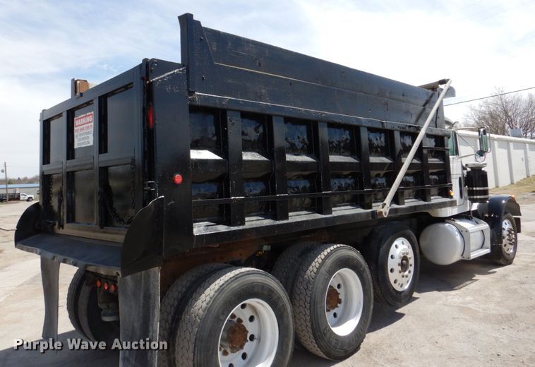 image for item DN7311 1995 Peterbilt 379  dump truck