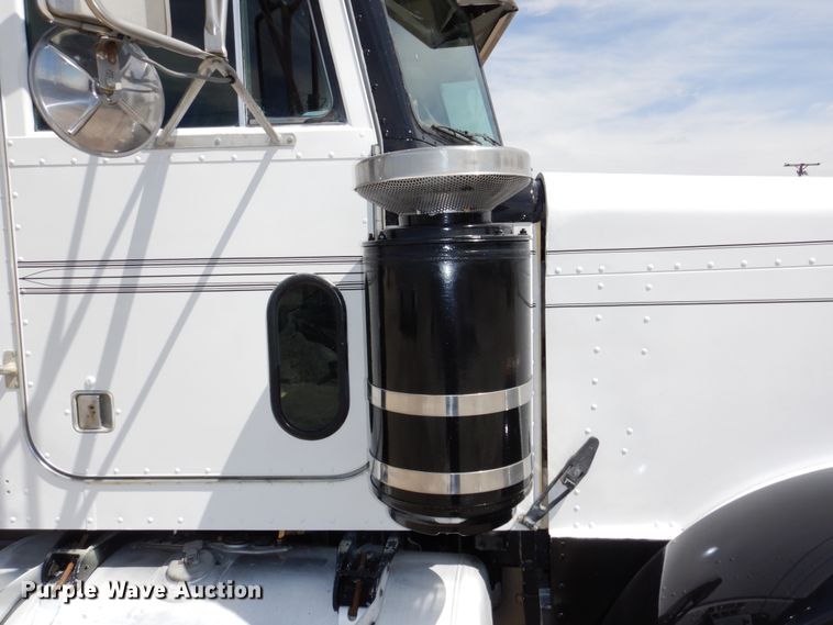 image for item DN7311 1995 Peterbilt 379  dump truck