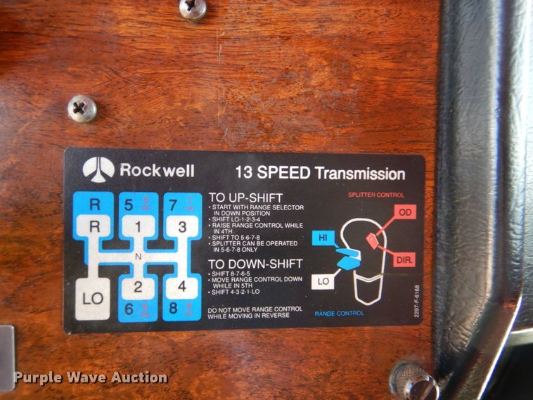 image for item DN7311 1995 Peterbilt 379  dump truck