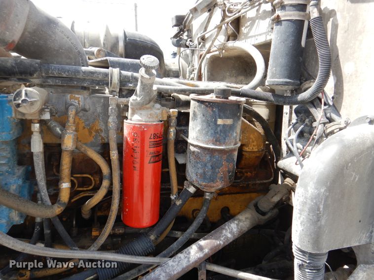 image for item DN7311 1995 Peterbilt 379  dump truck