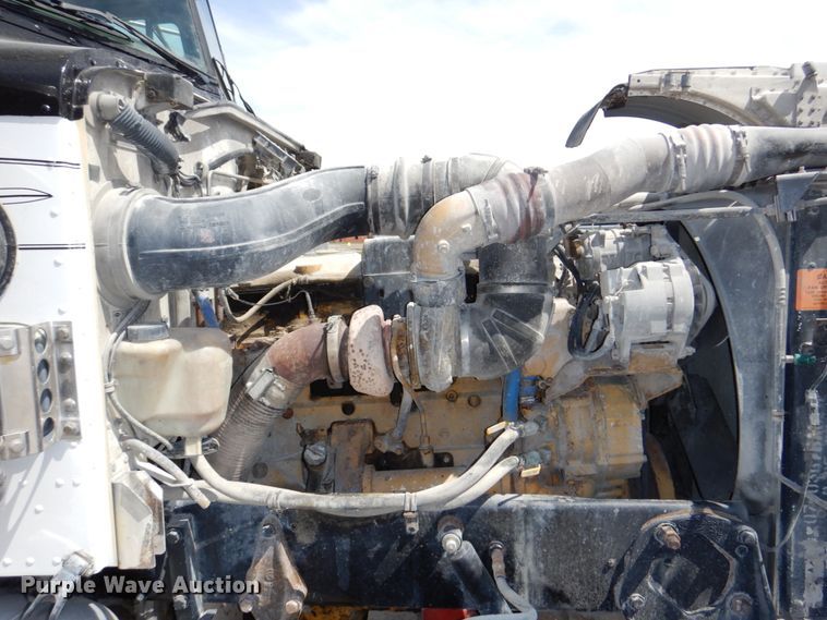 image for item DN7311 1995 Peterbilt 379  dump truck