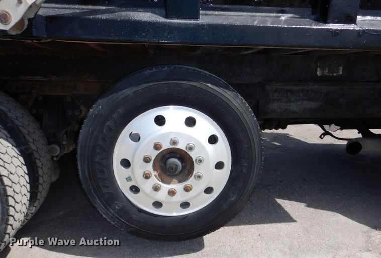 image for item DN7311 1995 Peterbilt 379  dump truck