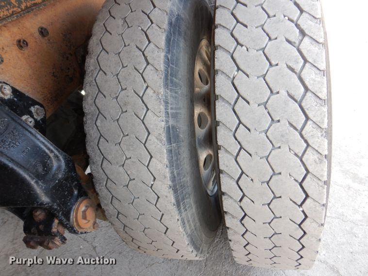 image for item DN7311 1995 Peterbilt 379  dump truck