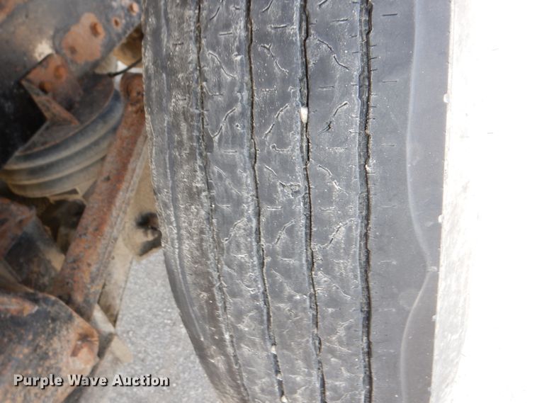 image for item DN7311 1995 Peterbilt 379  dump truck