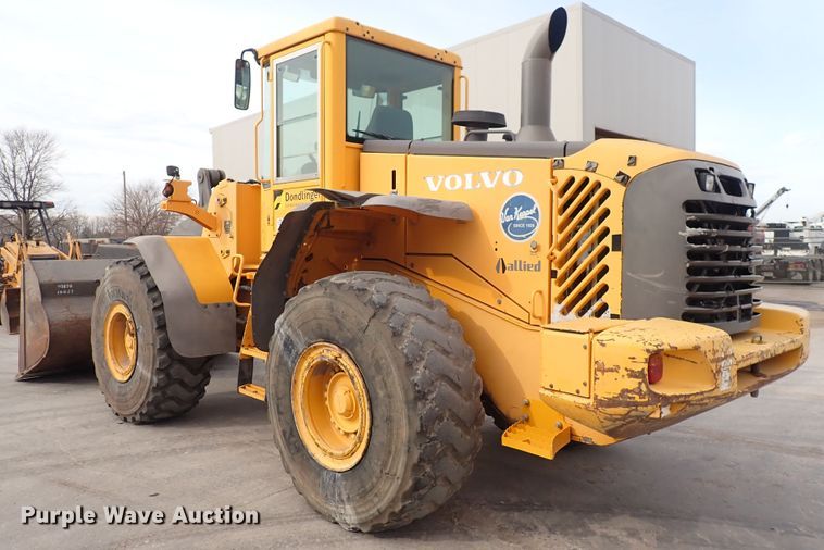image for item DP4516 2003 Volvo L110E  wheel loader