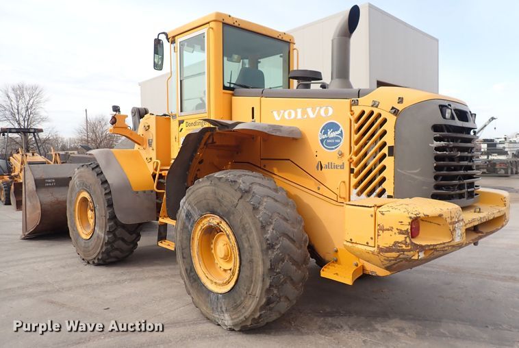 image for item DP4516 2003 Volvo L110E  wheel loader