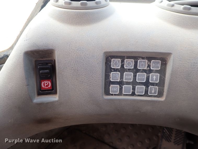 image for item DP4516 2003 Volvo L110E  wheel loader