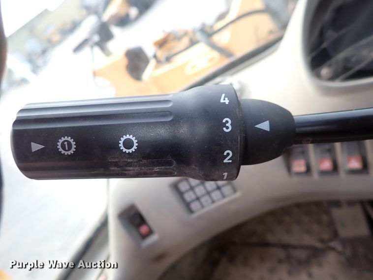 image for item DP4516 2003 Volvo L110E  wheel loader