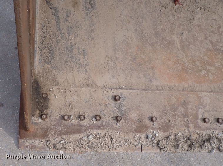 image for item DP4516 2003 Volvo L110E  wheel loader