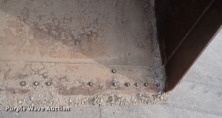 image for item DP4516 2003 Volvo L110E  wheel loader