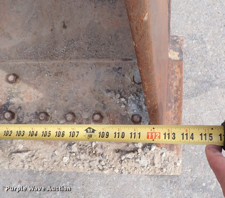 image for item DP4516 2003 Volvo L110E  wheel loader