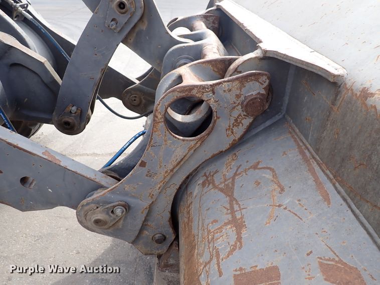 image for item DP4516 2003 Volvo L110E  wheel loader