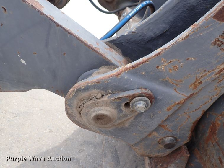 image for item DP4516 2003 Volvo L110E  wheel loader