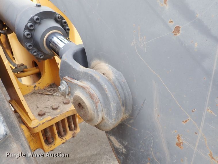 image for item DP4516 2003 Volvo L110E  wheel loader