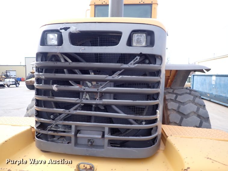 image for item DP4516 2003 Volvo L110E  wheel loader