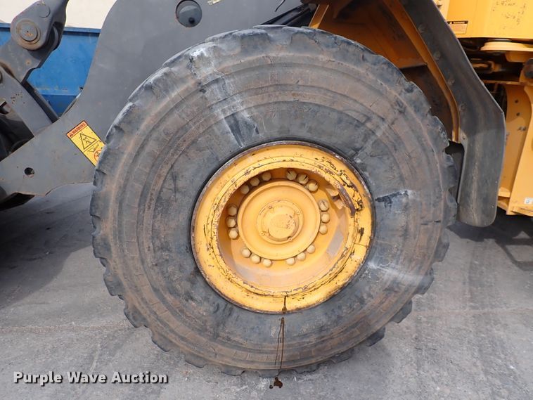 image for item DP4516 2003 Volvo L110E  wheel loader