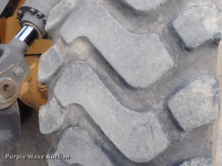 image for item DP4516 2003 Volvo L110E  wheel loader